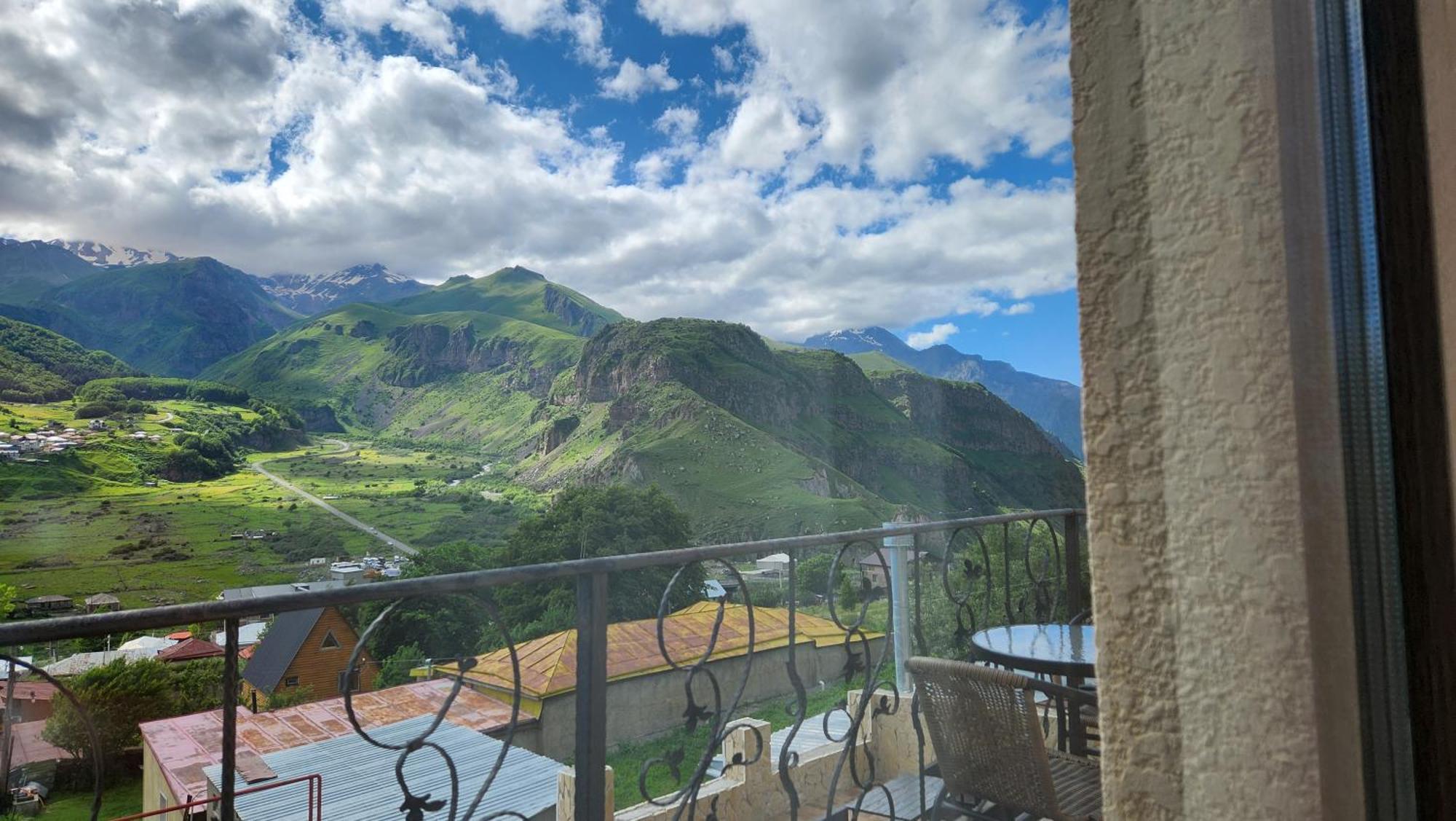 Hotel Toliketi Kazbegi Exterior foto