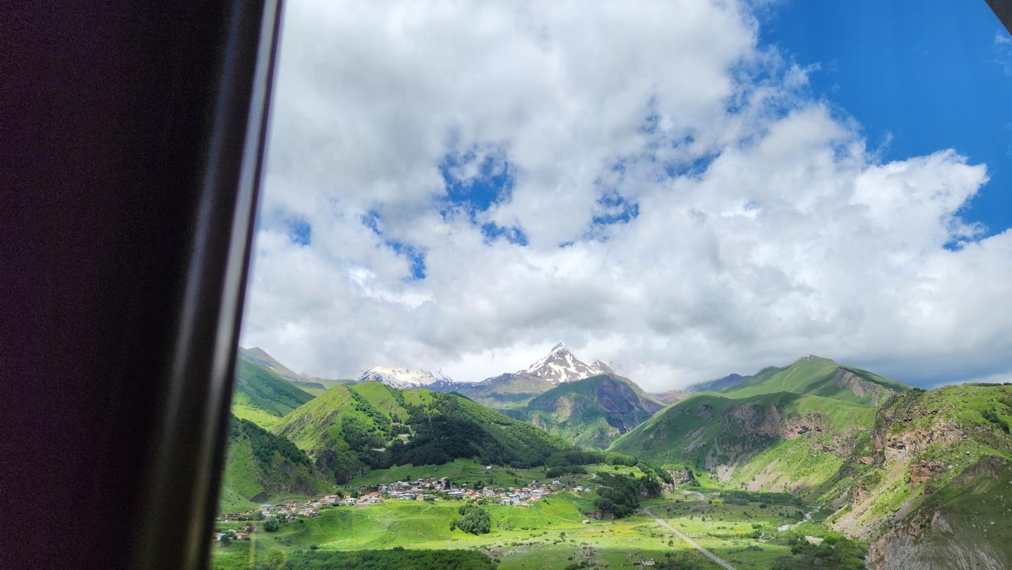 Hotel Toliketi Kazbegi Habitación foto
