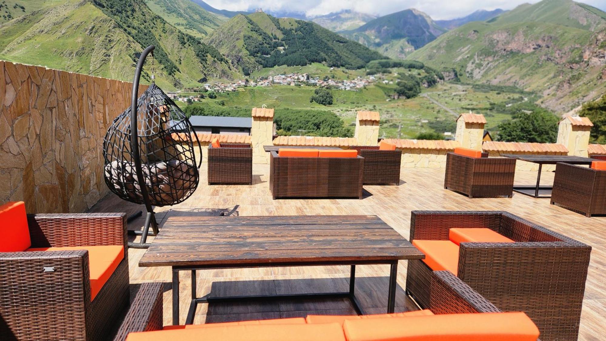 Hotel Toliketi Kazbegi Exterior foto